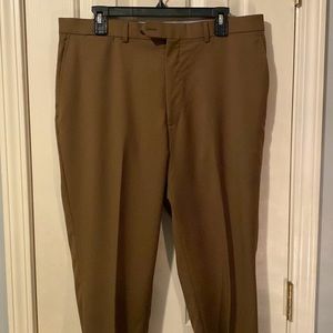 Mens Hart Schaffner Marx Flat Front Chicago dress pants, size 35R, Brown color